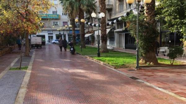 Δήμος Αθηναίων: Πραγματοποιήθηκαν εργασίες καθαρισμού και συντήρησης στην πλατεία Αμερικής