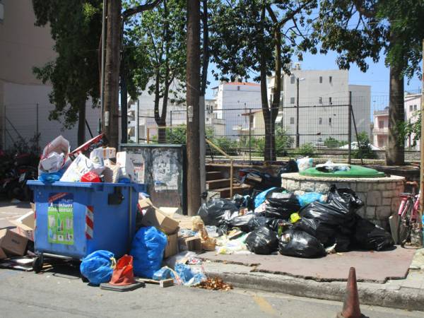 Τελικώς όλοι θα μονιμοποιηθούν 