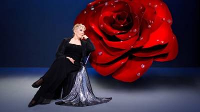 Το τελευταίο αντίο στη Μαρινέλλα | Σε λαϊκό προσκύνημα η σορός της