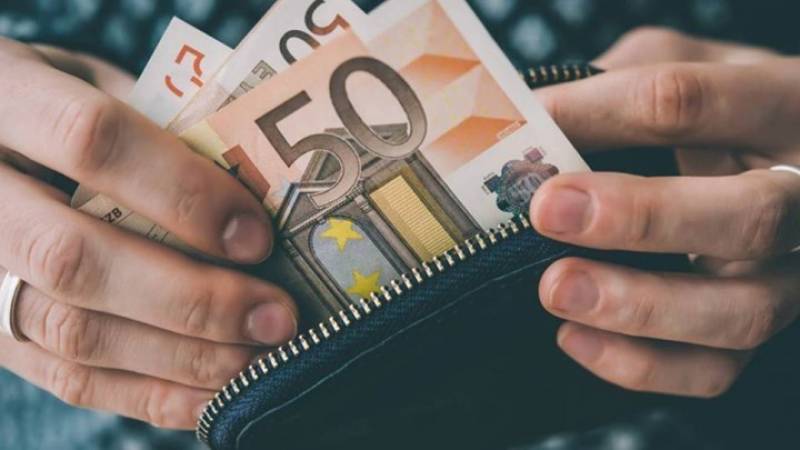 Επίδομα 534 ευρώ: Μέχρι την Παρασκευή η τελευταία παρτίδα πληρωμών για τον Μάιο