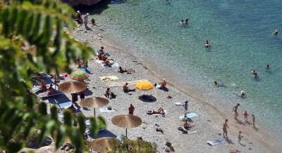 Μίνι καλοκαίρι το Σαββατοκύριακο - Απότομη αλλαγή από Δευτέρα