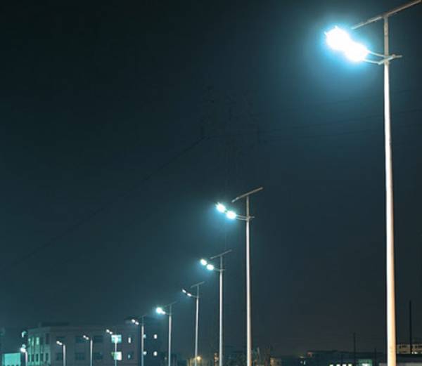 Εργο βελτίωσης δημοτικού φωτισμού στην Καλαμάτα