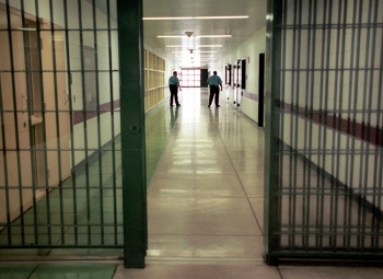 Δημιουργία φυλακών στην Αμφεια ζητεί ο δημοτικός σύμβουλος Δημ. Φαββατάς