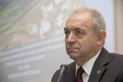 Ε. Λέκκας: &quot;Είναι νωρίς ακόμη για να πούμε αν ήταν ο κύριος σεισμός&quot;