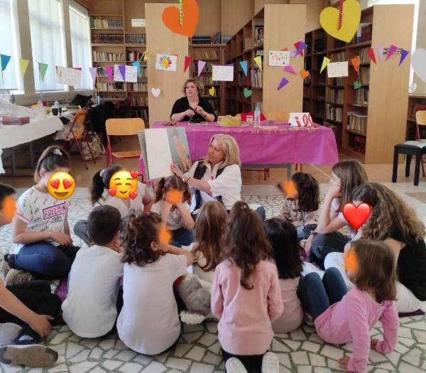 Η Κουμάντου σε εκδήλωση τη βιβλιοθήκη Γαργαλιάνων