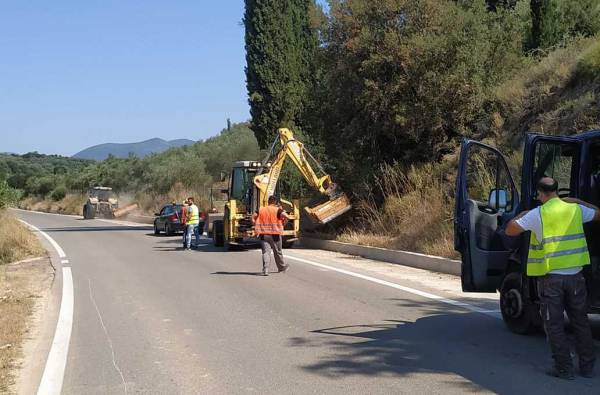 Καθαρισμοί δρόμων της Μεσσηνίας από την Περιφέρεια Πελοπόννησου