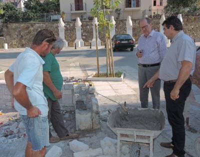 Μήνυση για τους βανδαλισμούς στην πλατεία Υπαπαντής