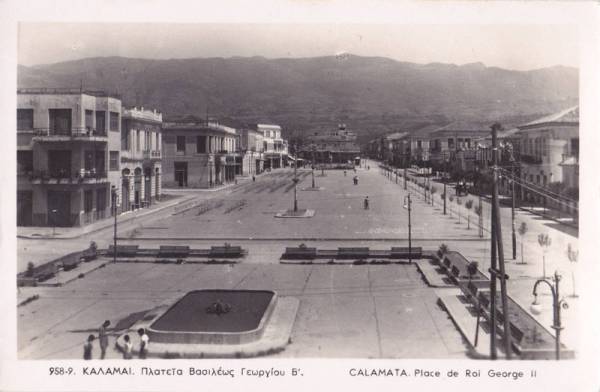 Η κεντρική πλατεία Καλαμάτας από ψηλά