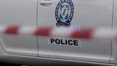 Διακοπή κυκλοφορίας στην παλαιά εθνική οδό Αθηνών-Θηβών λόγω ανατροπής νταλίκας