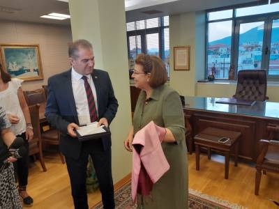 Συνάντηση Μενδώνη - Βασιλόπουλου στο δημαρχείο Καλαμάτας