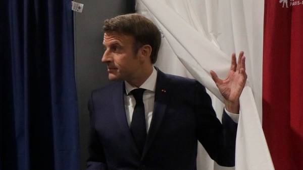 Γαλλία: Ο Μακρόν έχασε την απόλυτη πλειοψηφία των εδρών στη νέα Εθνοσυνέλευση