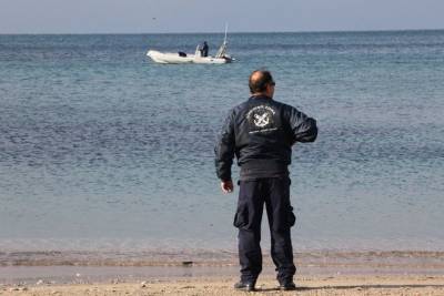 Πτώμα άνδρα βρέθηκε στην παραλία της Βελίκας