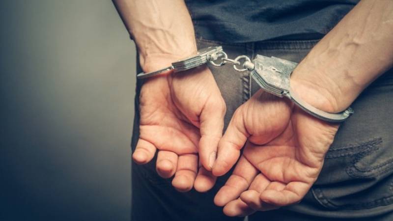 Σέρρες: Συμμορία «άνοιγε» σταθμευμένα ΙΧ – Πέντε συλλήψεις