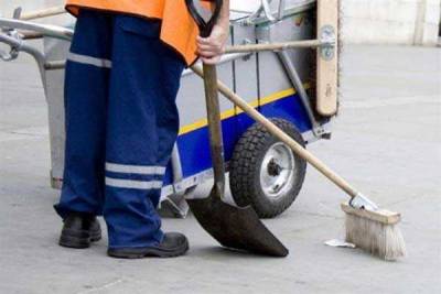 Στάση εργασίας στην καθαριότητα Κυπαρισσίας