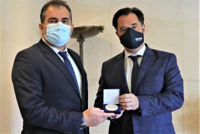 Βασιλόπουλος με Αδωνι για τα ηλεκτρικά ποδήλατα στην Καλαμάτα
