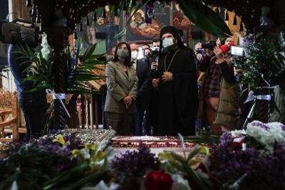 Σακελλαροπούλου: "Ο άδικος και απρόκλητος πόλεμος στην Ουκρανία προσδίδει μεγαλύτερη ένταση στο πένθος μας"