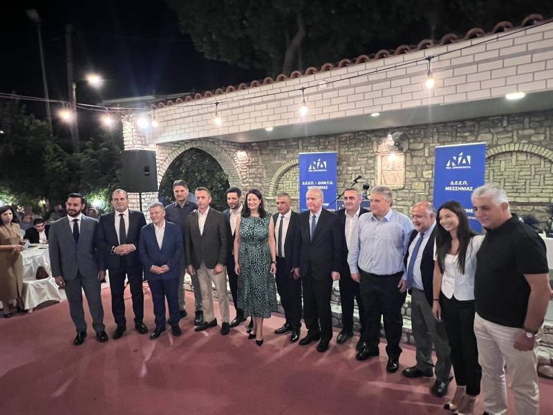 Εκδήλωση ΝΔ στη Θουρία: Αμηχανία στο κοινό από την... επίθεση φιλίας Κυρανάκη σε Σαμαρά