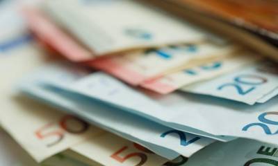 Προϋπολογισμός: Στο 6,4 δισ. ευρώ το πρωτογενές έλλειμμα στο 8μηνο με τη βοήθεια της προκαταβολής του Ταμείου Ανάκαμψης