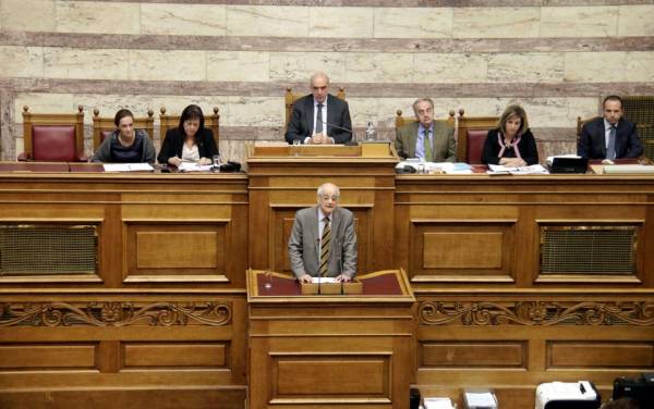 Η Βουλή τίμησε τη μνήμη του Γιάννη Χαραλαμπόπουλου