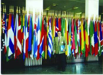 Ενας Καλαματιανός με μερίδιο στο Νόμπελ Ειρήνης