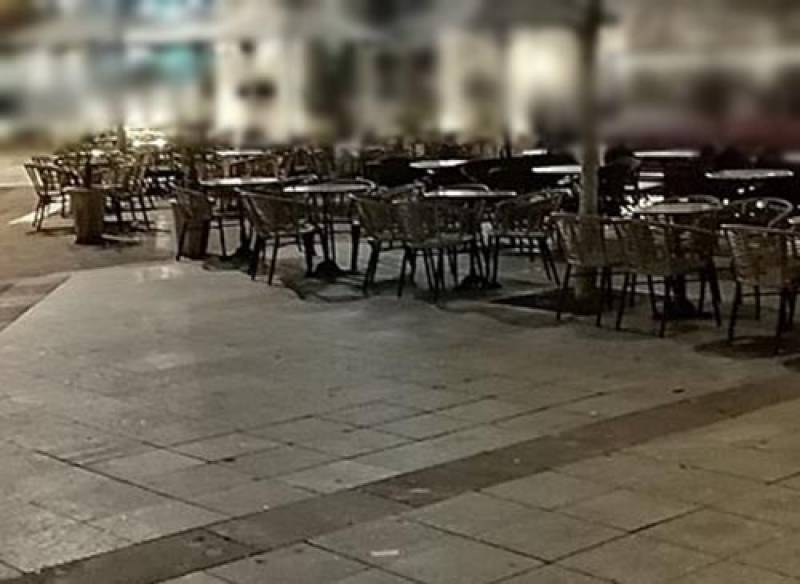 Στήριξη επαγγελματιών εστίασης προανήγγειλε ο Βασιλόπουλος