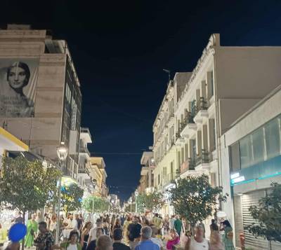 Παραμένει στη θέση της