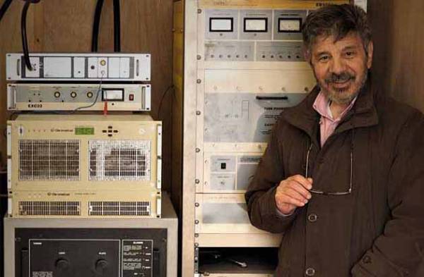 Καλαμάτα: Πέθανε ο ραδιοφωνικός παραγωγός Τάκης Γουρνάς