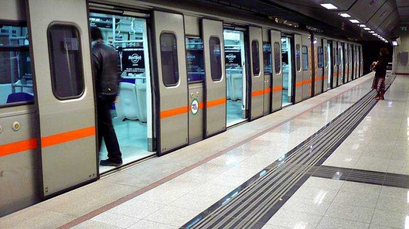 Χωρίς λεωφορεία και τρόλεϊ σήμερα η Αττική- Στάσεις εργασίας σε μετρό και ηλεκτρικό