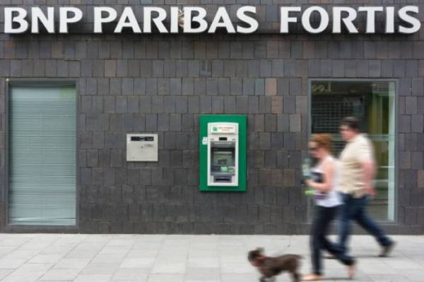 Πρόστιμο 700.00 ευρώ στην τράπεζα BNP Paribas Fortis επειδή πούλησε ελληνικά ομόλογα