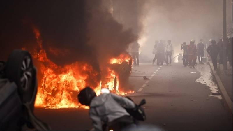 Η αύξηση της βίας στην γαλλική κοινωνία ανησυχεί τους 7 στους 10 Γάλλους, σύμφωνα με δημοσκόπηση