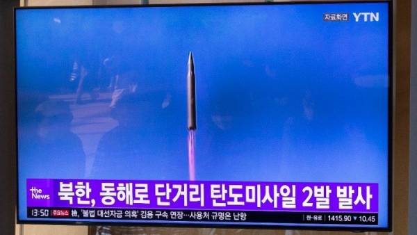 Νότια Κορέα, ΗΠΑ και Ιαπωνία καταδικάζουν την εκτόξευση πυραύλων από τη Β. Κορέα