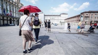 ΕΕ: Συνδικάτα καλούν να θεσπιστεί όριο θερμοκρασίας για εξωτερικές εργασίες