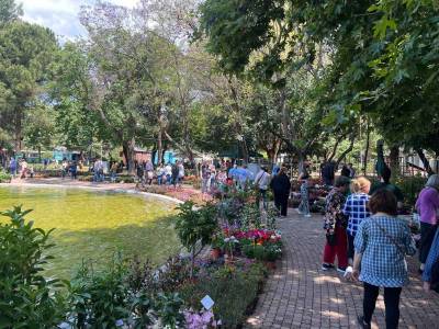 Καλαμάτα: Γιατί αναβλήθηκε τελικά ο “Λουλουδένιος Περίπατος”;