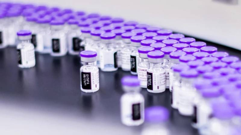 Εμβόλιο Pfizer: Έκανε αίτηση στον FDA για τρίτη δόση