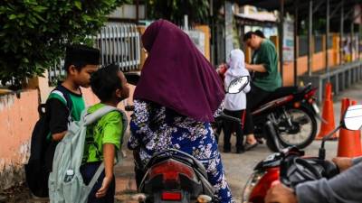 Μαλαισία: Περίπου 6.000 μαθητές νόσησαν από γρίπη αναγκάζοντας τις αρχές να κλείσουν σχολεία