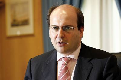 Κωστής Χατζηδάκης: Ξεκίνησαν τα προγράμματα που θα δημιουργήσουν εφέτος 86.000 νέες δουλειές μέσω ΟΑΕΔ