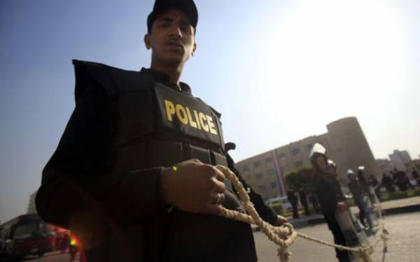 Συνελήφθη μπλόγκερ στην Αίγυπτο για αθεϊσμό