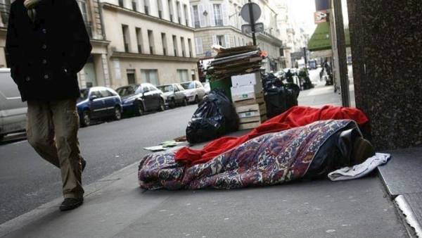 Τουλάχιστον 895.000 οι άστεγοι σε ΕΕ και Ηνωμένο Βασίλειο