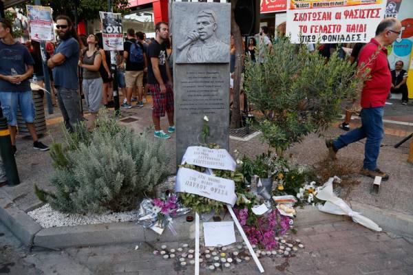 Ισχυρό μήνυμα κατά του φασισμού στη μνήμη του Παύλου Φύσσα στο Κερατσίνι