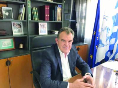 Μεσσηνία: Επιμένει ο Τσώνης στις αιχμές κατά στελεχών του