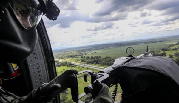 Κολομβία: Τουλάχιστον 15 νεκροί κατά τις συγκρούσεις ανταρτών και στρατιωτικών