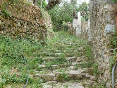 Εγκριση μελέτης αποκατάστασης καλντεριμιού στη Βέργα
