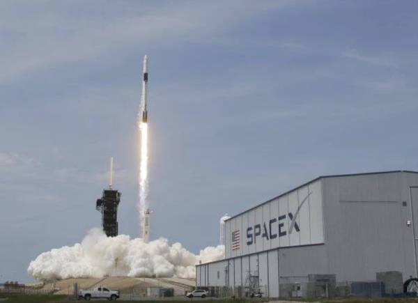 SpaceX: Τουλάχιστον στα 60 δισεκατομμύρια δολάρια η οικονομική αποτίμηση της εταιρείας