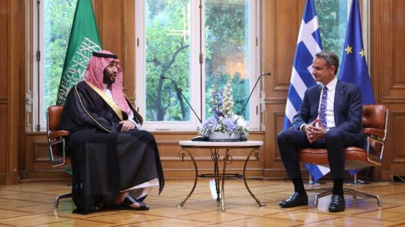 Μητσοτάκης με τον Σαουδάραβα διάδοχο: Συμφωνίες για επενδύσεις και ενέργεια (βίντεο)