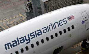 Καταρρέει η Malaysia Airlines