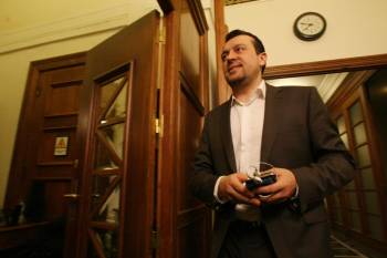 Παππάς: "Οι τηλεοπτικοί σταθμοί θα πρέπει να λειτουργήσουν με όρους νομιμότητας"