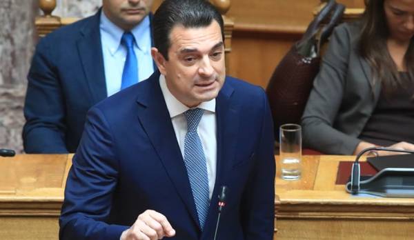 Σκρέκας: Η Ελλάδα μετατρέπεται σε ενεργειακό και τεχνολογικό κόμβο