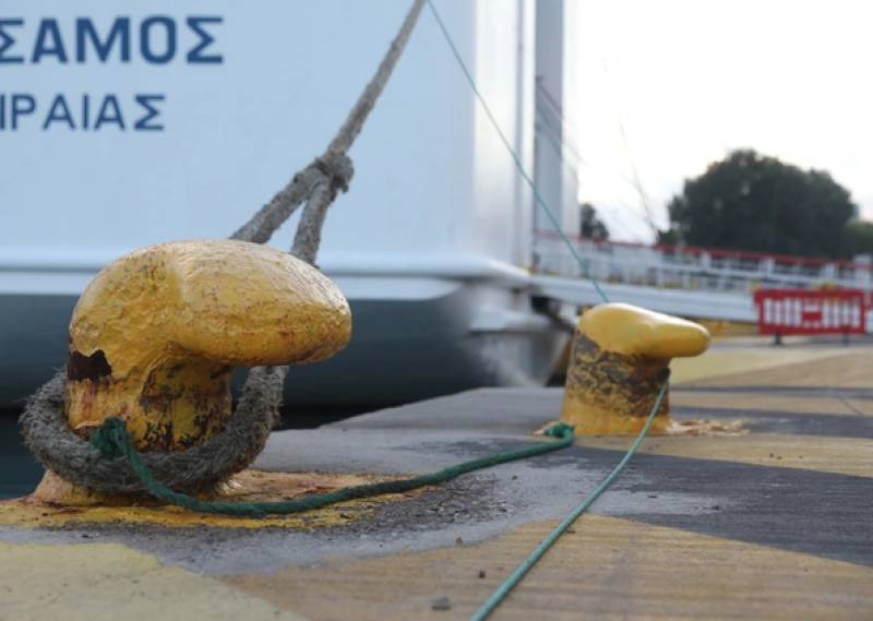 Δεμένα τα πλοία σήμερα λόγω 24ωρης απεργίας των ναυτεργατών