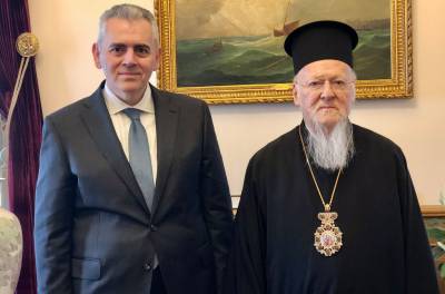 Χαρακόπουλος: "Άκρως αρνητική η τουρκική απαγόρευση λειτουργίας στην Παναγία Σουμελά"