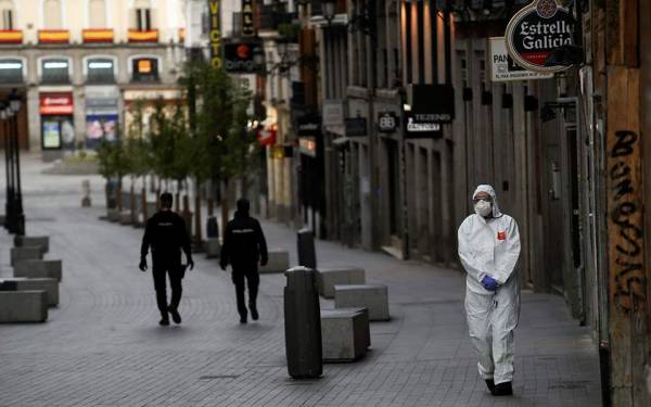 Kορονοϊός: Ξεπέρασαν τους 2.000 οι θάνατοι στην Ισπανία